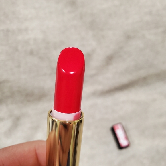 Estee Lauder Pure Color Envy Sculpting Lipstick 332 Boldface (Wild Blossoms) - Picture 1 of 5